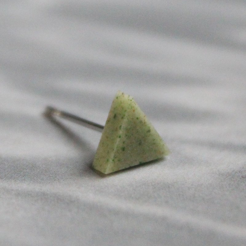 Triangle Earrings ▽ 425 / Voice of Autumn ▽ Single Stud - Earrings & Clip-ons - Clay Green
