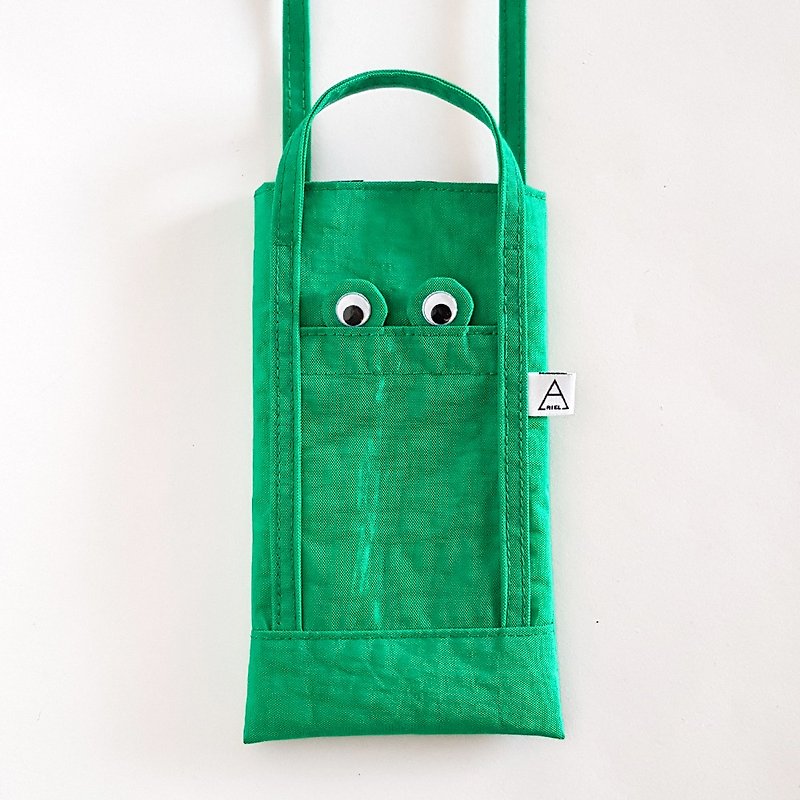 Ariel's wonderland / quack frog / neck hanging mobile phone bag - Phone Cases - Other Materials Green