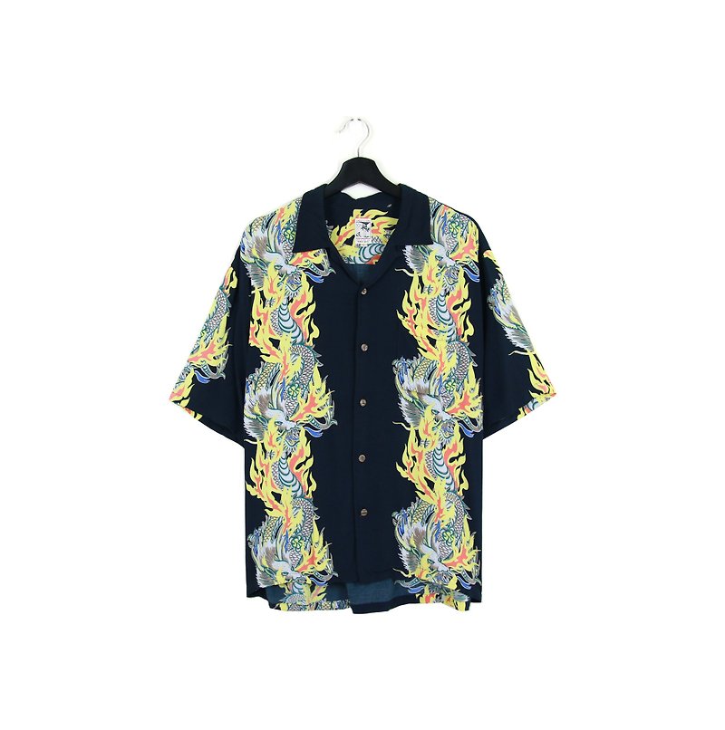 Back to Green :: and handle flower shirt black fire in the dragon / / men and women can wear / / vintage (S-25) - Men's Shirts - Silk 