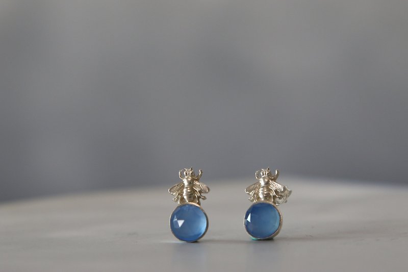 Silver earrings with natural Chalcedony - ต่างหู - เครื่องเพชรพลอย สีน้ำเงิน