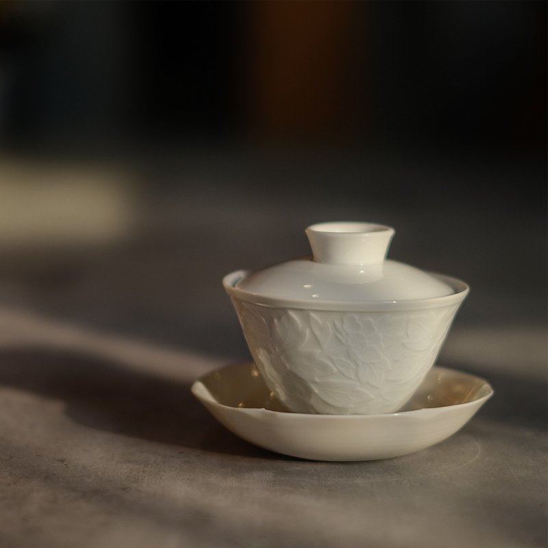 【日本古美術】薄胎葉紋 白瓷蓋碗 - 茶壺/茶杯/茶具 - 瓷 