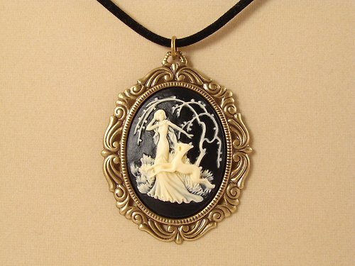 AGATIX Forest Nymph Fairy Girl Cameo Victorian Ivory on Black Pendant Necklace Jewelry