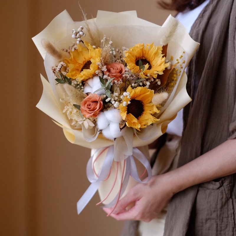 sunflower bouquet - Dried Flowers & Bouquets - Plants & Flowers Yellow