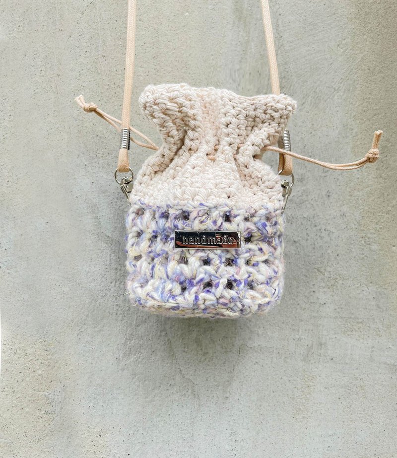 Japanese small waste bag small bucket bag - small cup of taro milk hand-woven woven bag - Messenger Bags & Sling Bags - Wool White