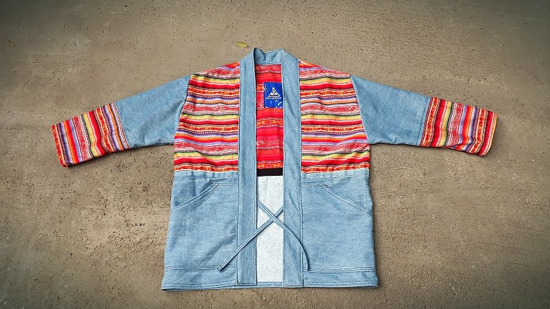 AMIN'S SHINY WORLD手工定制KIMONO墨西哥彩虹民族提花拼接水洗丹寧罩衫大衣外套 - 外套/大衣 - 棉．麻 多色