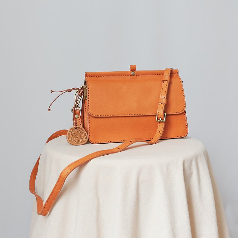 High-quality genuine leather crossbody shoulder bag, encounter bag, pochette bag, lightweight - Messenger Bags & Sling Bags - Genuine Leather Orange