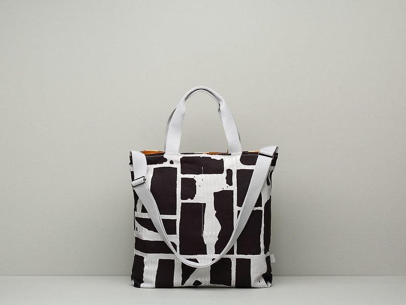 JainJain cycling bag / triple black ash (strap adjustable length) - Messenger Bags & Sling Bags - Cotton & Hemp Black