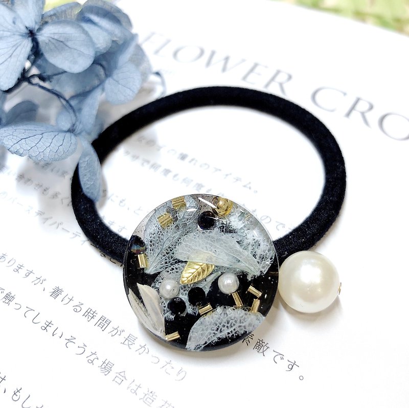 PUREST HOME Japanese resin immortal flower pearl hand-made hair tie / blue waltz - เครื่องประดับผม - วัสดุอื่นๆ 