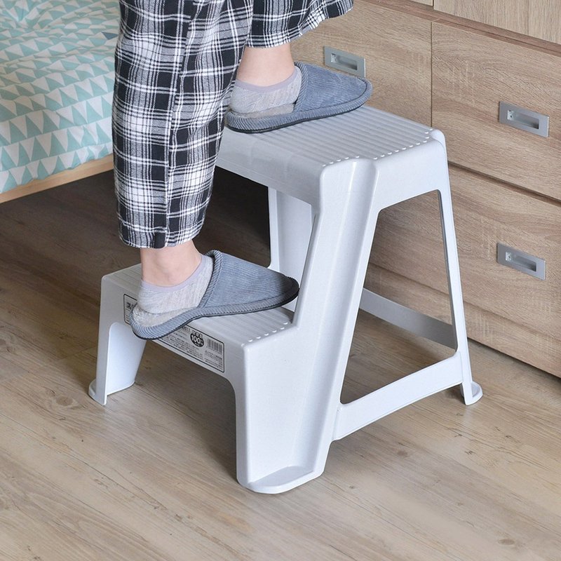 日本JEJ ASTAGE 防滑二階登高階梯椅(高43cm) - 椅子/沙發 - 塑膠 白色