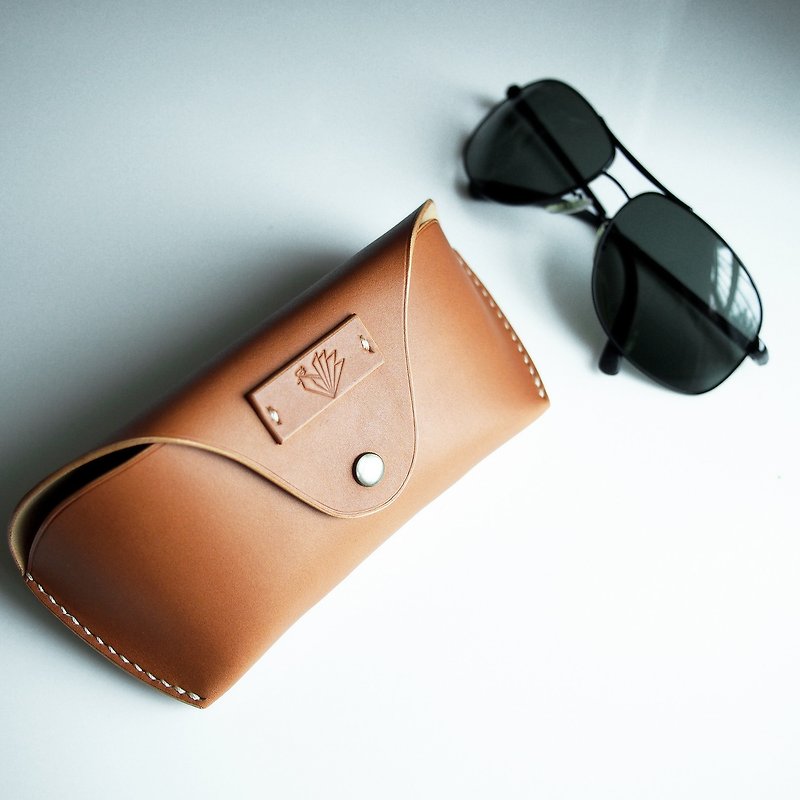 Handmade Classic Leather Sunglasses Case / Sunglasses Pouch - Glasses & Frames - Genuine Leather Brown