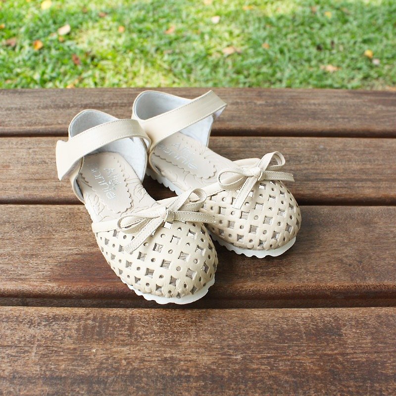 Good breathable hug empty toe leather sandals-almond rice - Kids' Shoes - Genuine Leather White