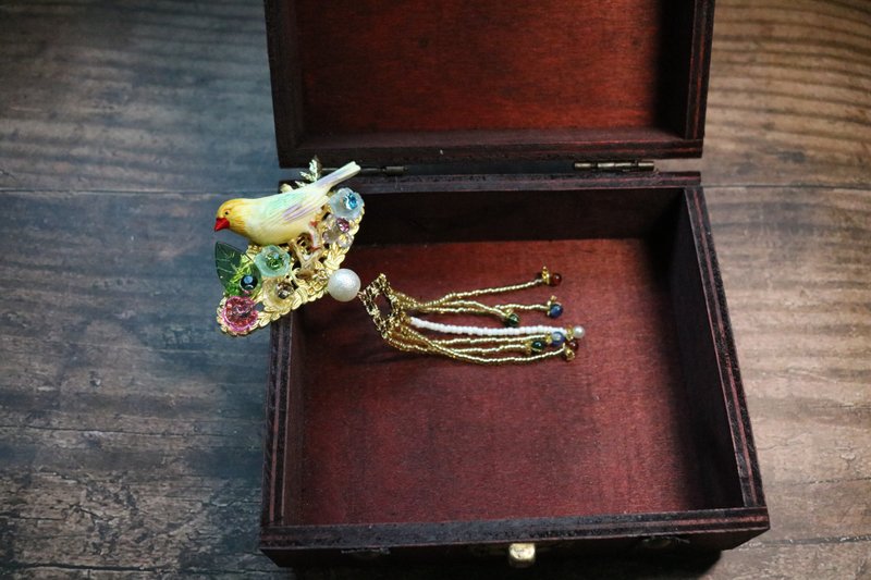 復古の小鳥の樹脂のビーズのブローチの重さの工芸の唯美の胸の花 - ブローチ - その他の素材 多色