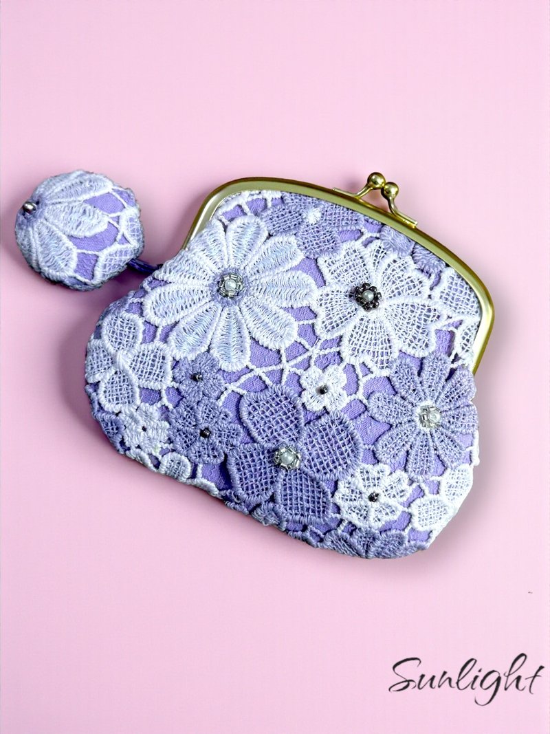 日光小巷手做 紫韻蕾絲花朵晨珠子母包口金包收納包錢包 - 錢包/皮夾/長短夾 - 棉．麻 