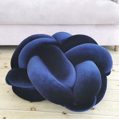 Knot footstool online