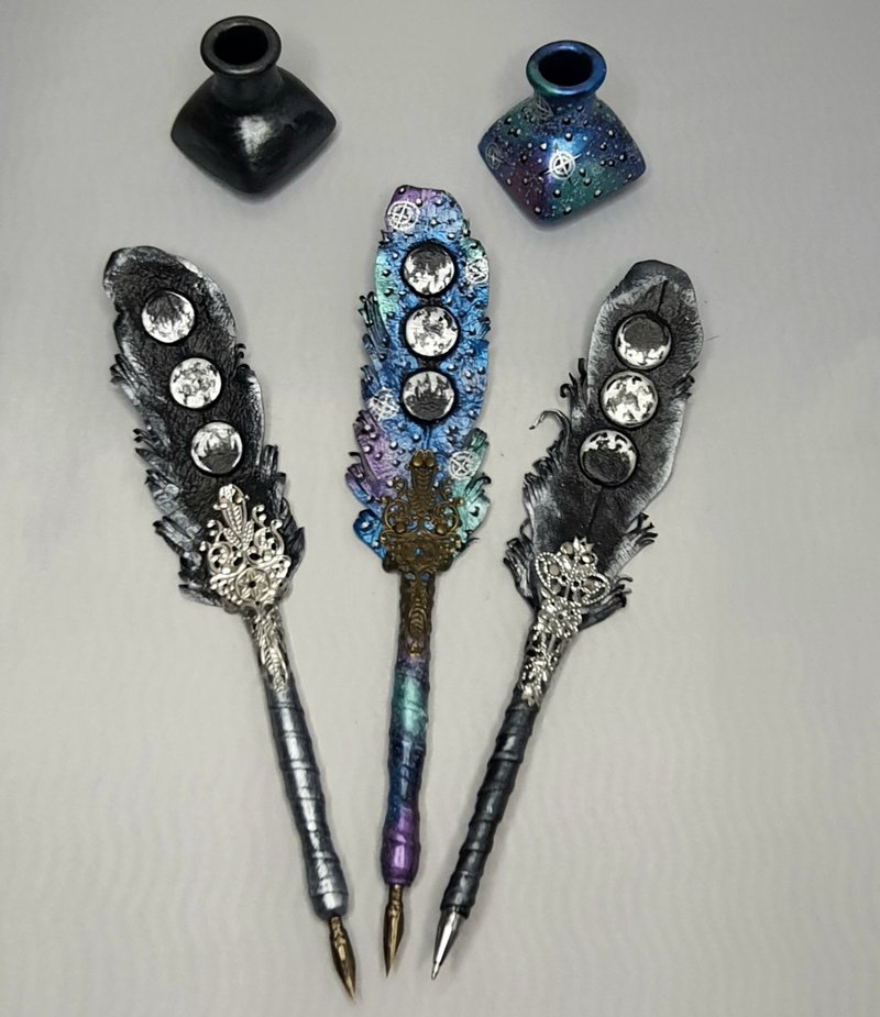 ballpoint pen,leather pen,wedding,dip pen,gift,gel pen,cosplay,moon - 原子筆/中性筆 - 真皮 多色