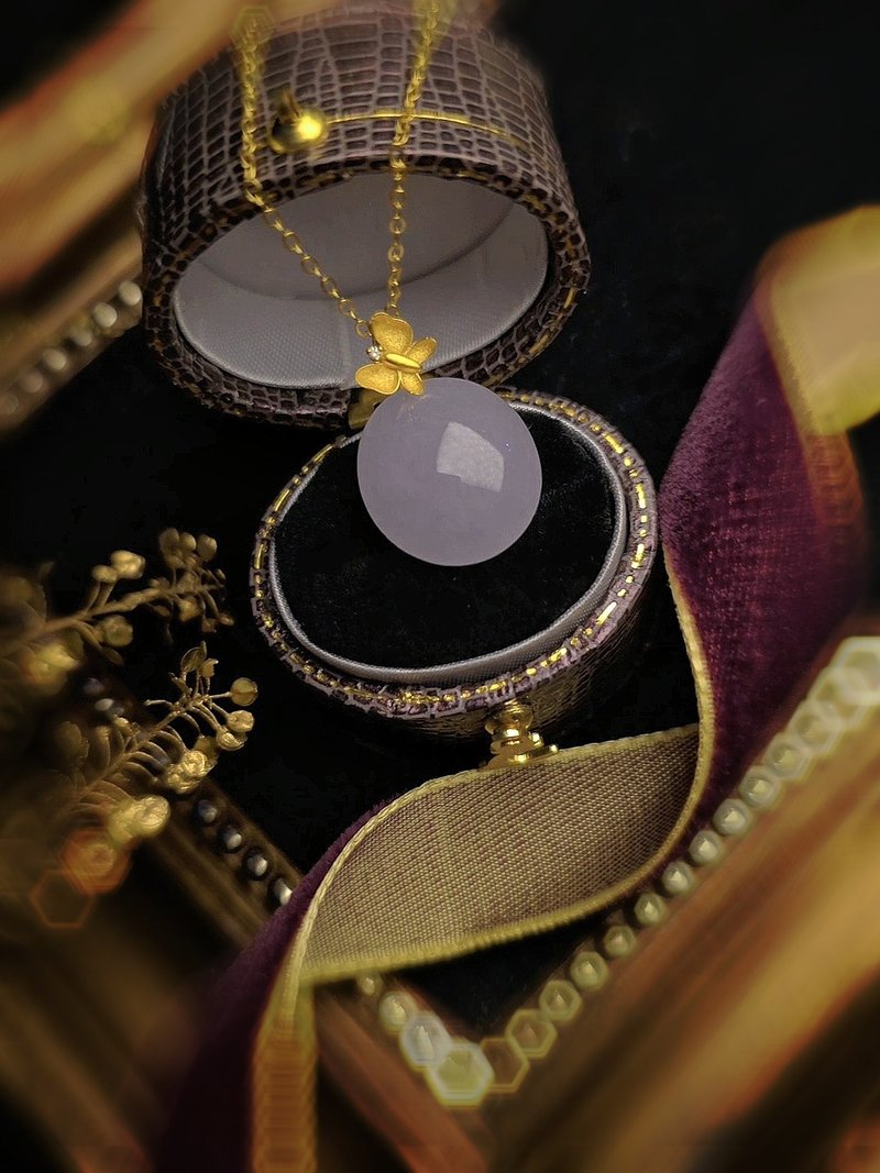 貴人•招財•和美|純18k真金真鑽大冰紫蛋|緬甸A貨翡翠蝴蝶吊墜 - 項鍊 - 玉石 