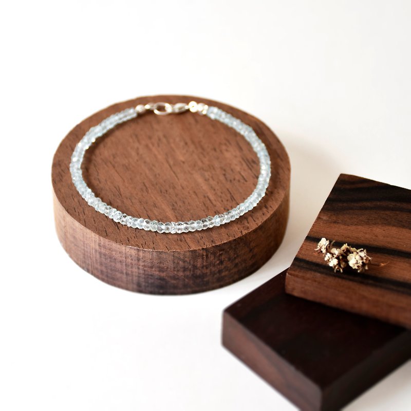 Handmade Simple Aquamarine beads with 925 silver Bracelet, Birth stone for March - Bracelets - Gemstone Blue