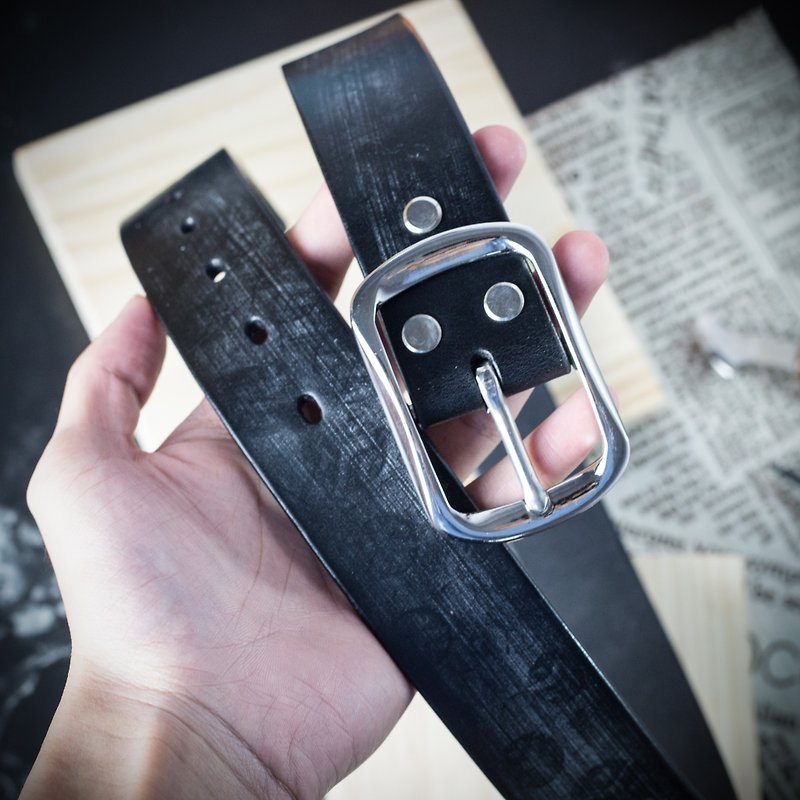 Customized gift [Japanese buckle belt, belt] British horse bridle leather tailor-made MISTER leather goods - เข็มขัด - หนังแท้ หลากหลายสี
