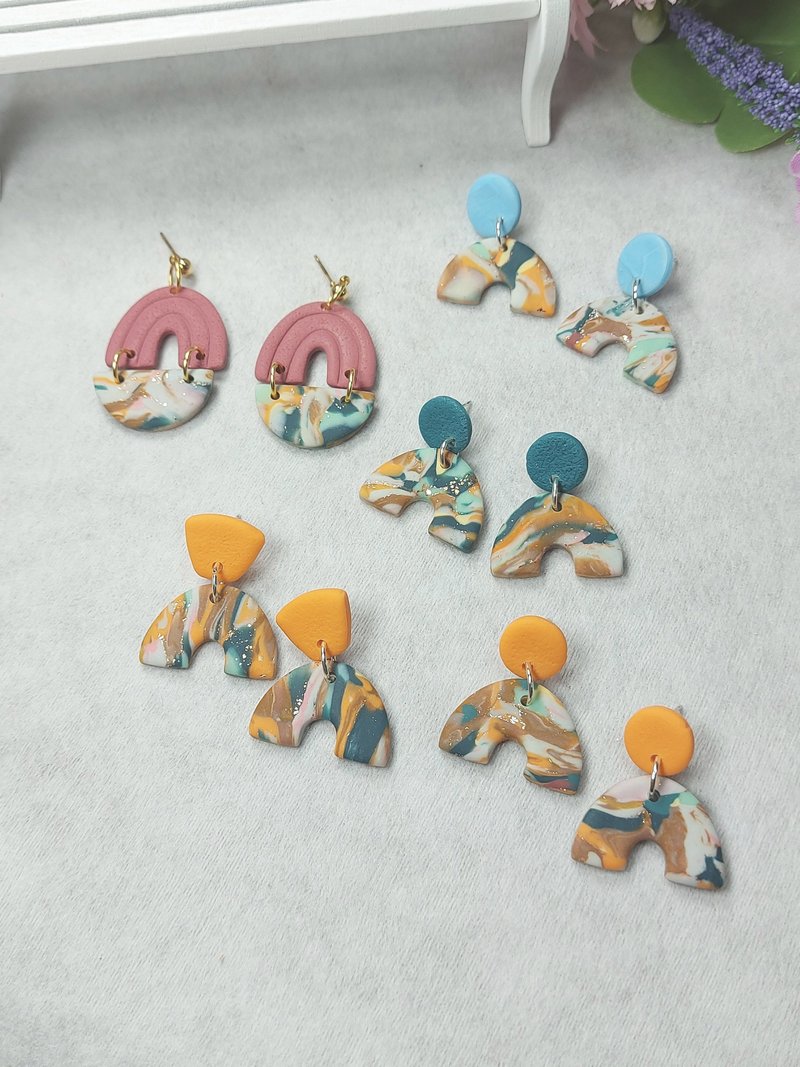 Smoky Clay Earrings - Camouflage Earrings - ต่างหู - ดินเหนียว หลากหลายสี