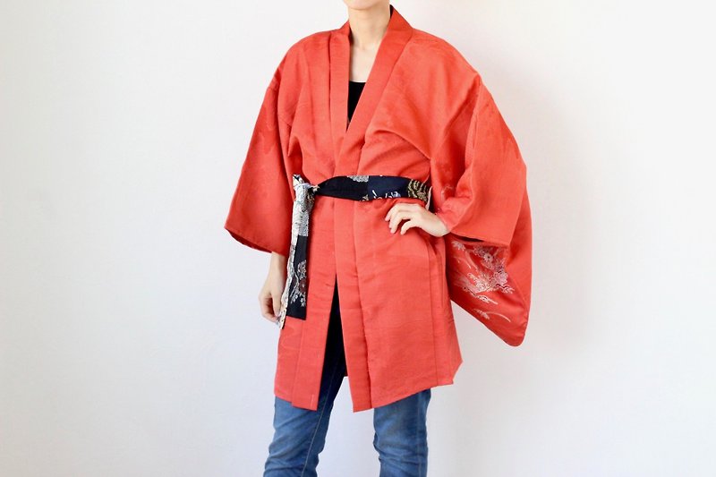 kimono, haori, short kimono, robe /4077 - 女大衣/外套 - 絲．絹 紅色
