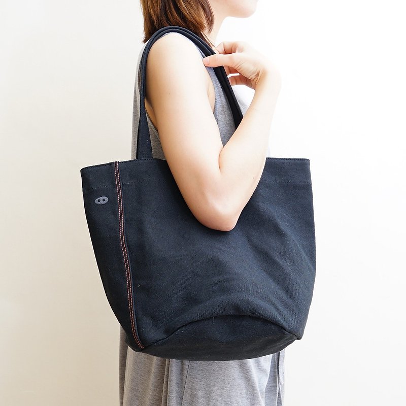 MOGU/Canvas Shoulder Tote Bag/Mist Black/MiniCam - กระเป๋าแมสเซนเจอร์ - ผ้าฝ้าย/ผ้าลินิน สีดำ