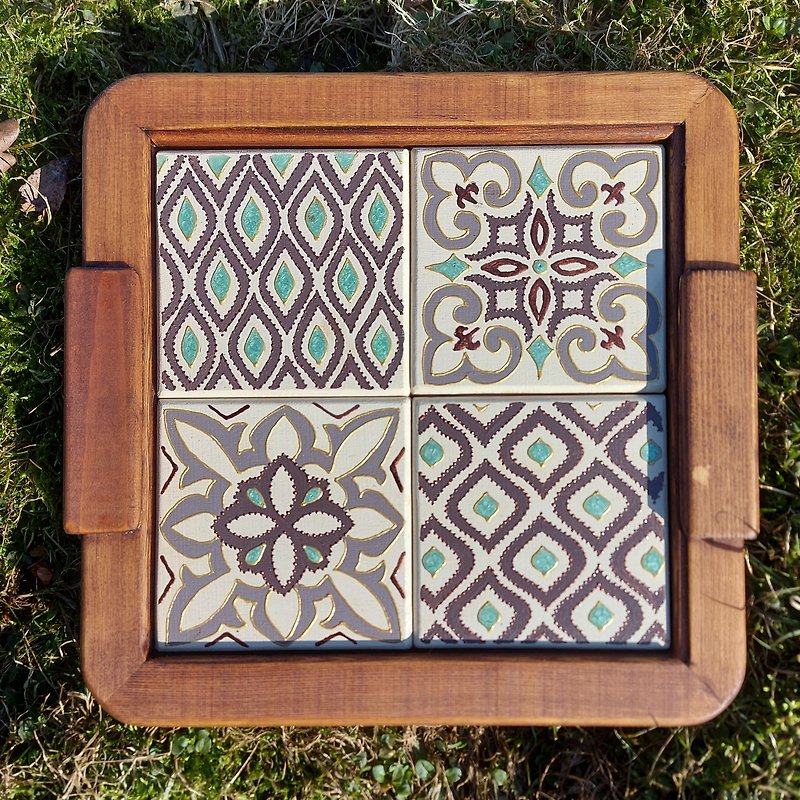 Wood coffee tray with handpainted wood tiles - ถาดเสิร์ฟ - ไม้ สีนำ้ตาล