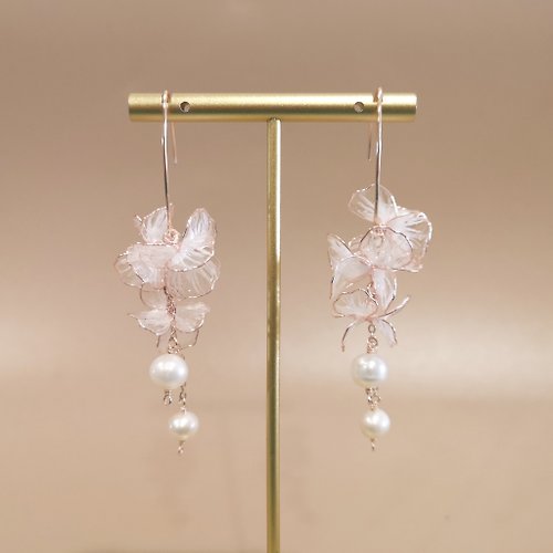 Hitoku 立花 | 耳鈎 | 手作婚禮樹脂水晶花飾品