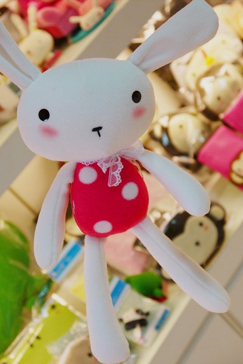 Bucute Bucute寶寶的第一隻兔兔/彌月/生日禮物/人氣/手工/娃娃/手作/細緻