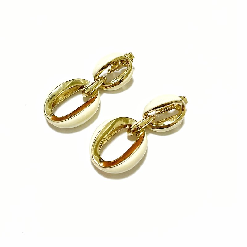 •DANIEL• Old European and American Anne Klein white hoop earrings - Earrings & Clip-ons - Other Metals White