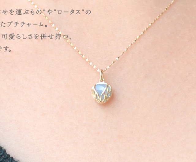 sowi】ブルーカルセドニー×ムーンストーンチャーム - ショップ