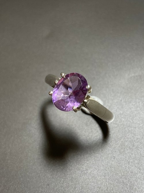 Nellie 奈爾里 天然 紫水晶 皇冠抓鑲 戒指 尼泊爾 手工製 925純銀
