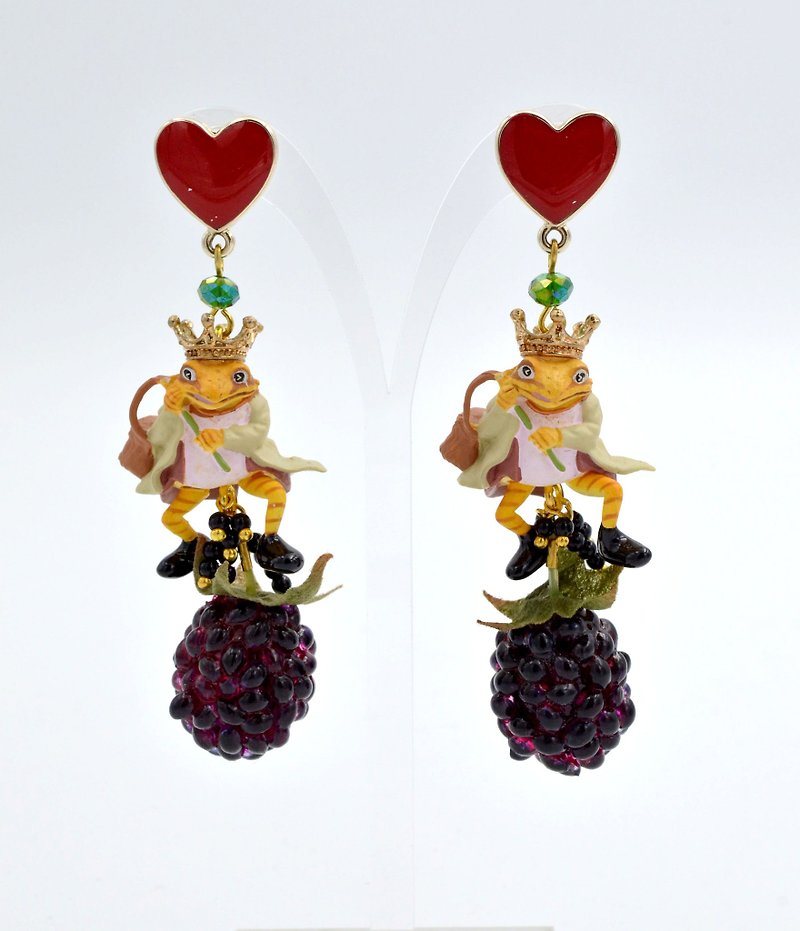 Mr. Frog Prince Grape Earrings Red Heart Stud Earrings - Earrings & Clip-ons - Plastic Multicolor