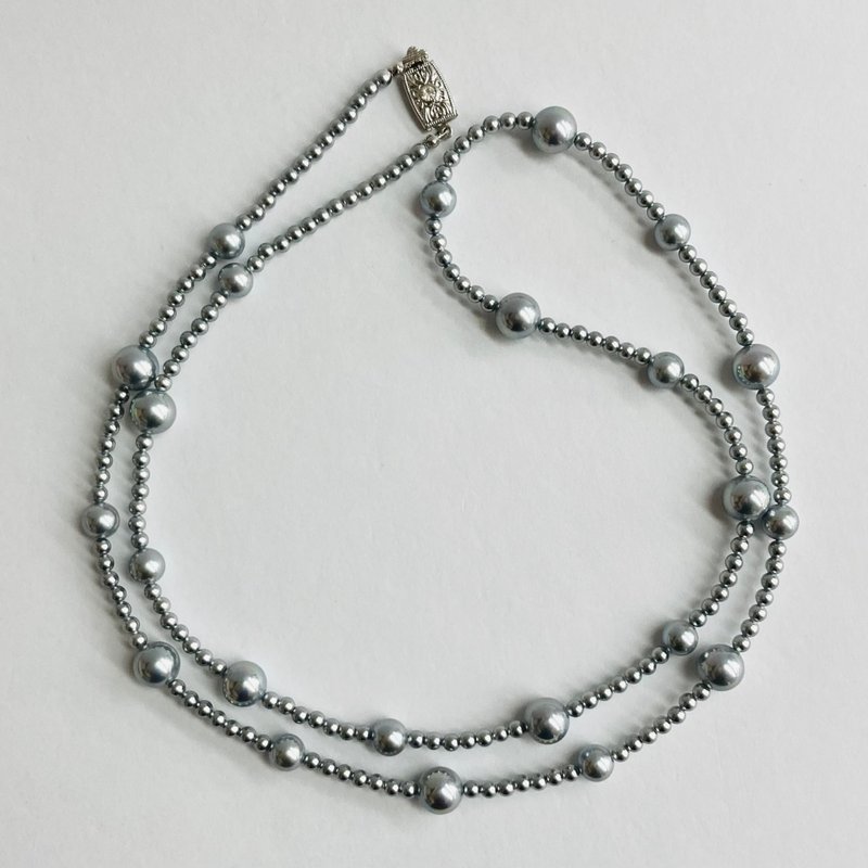 Shell pearl random station opera necklace/approx. 3mm and others approx. 82cm/gray/R/made in Japan - สร้อยคอ - เปลือกหอย สีเงิน