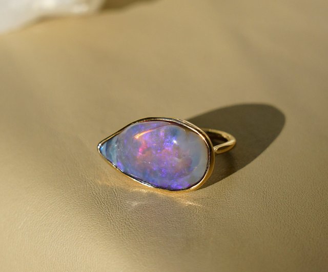 Opalised shell K18 Ring - Shop Thalatta General Rings - Pinkoi