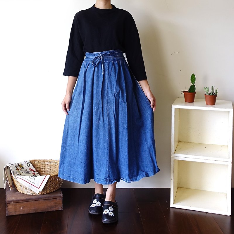 BajuTua / vintage / pound American-made thick primaries tannin a skirt - Skirts - Cotton & Hemp Blue