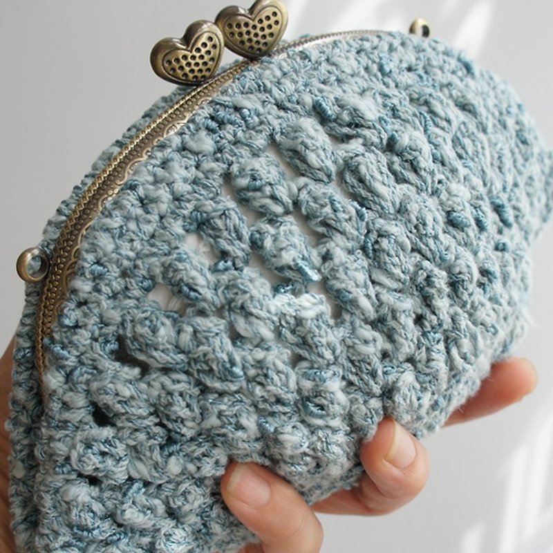 Ba-ba handmade　Popcorn crochet petit bag  No.C988 - その他 - その他の素材 ブルー