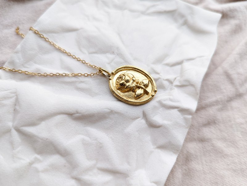 Rose Bronze Necklace Clavicle Chain - สร้อยคอทรง Collar - ทองแดงทองเหลือง สีทอง