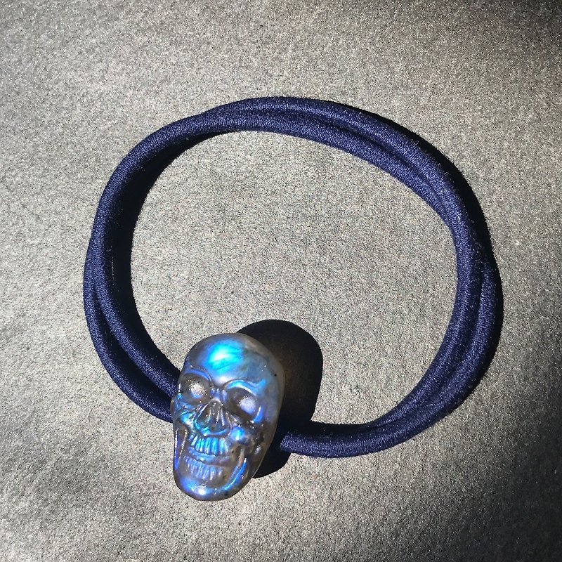 【Lost And Find】Natural skull hair band/ bracelet - สร้อยข้อมือ - เครื่องเพชรพลอย สีน้ำเงิน