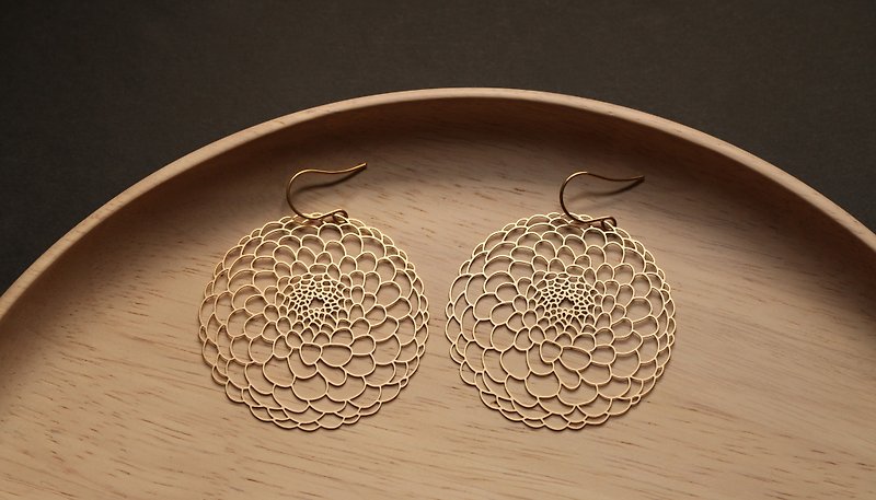 Golden Dali Earrings Dahlia Earrings (Gold) - Earrings & Clip-ons - Other Metals Gold