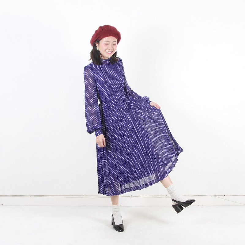 Ancient】 【egg plant Showa Shuiyu printing long-sleeved vintage dress - ชุดเดรส - เส้นใยสังเคราะห์ สีน้ำเงิน