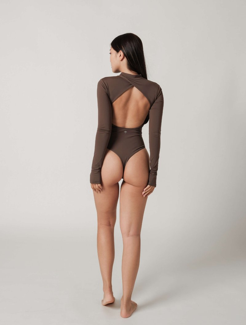 Cocoa cocoa Brown/Leopard one-piece backless sun protection clothing - ชุดว่ายน้ำผู้หญิง - วัสดุอื่นๆ สีนำ้ตาล