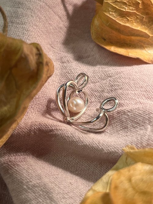 Nova Jewelry 秋季的燈籠果