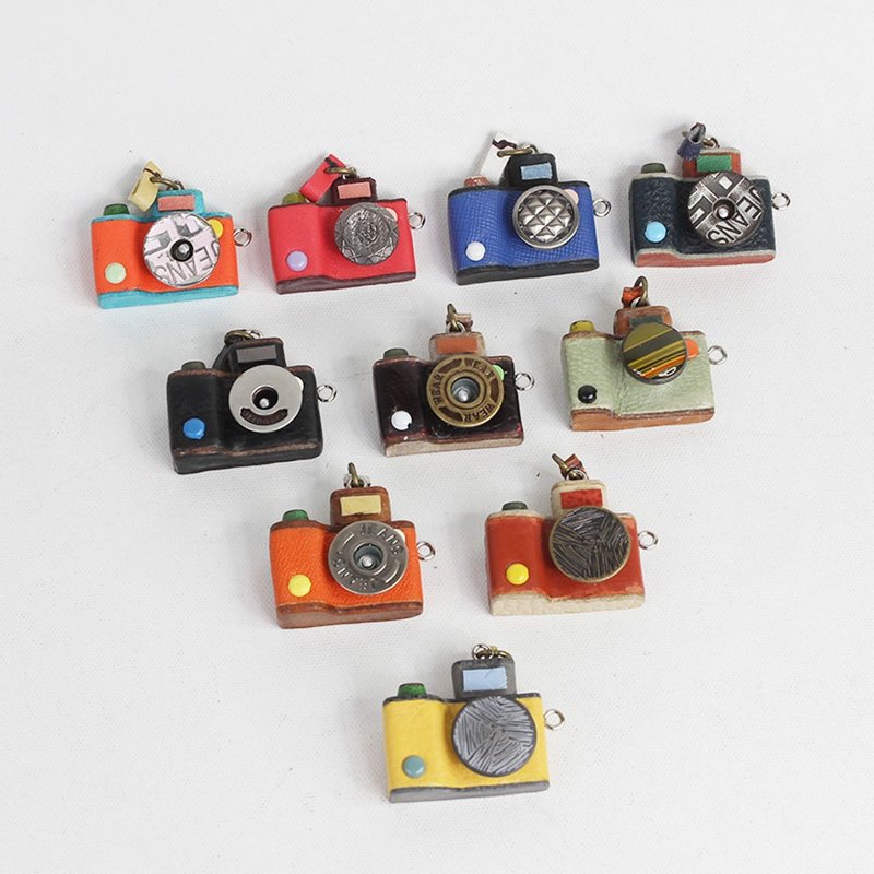 [Maple Cow Leather] Handmade Mini Single Camera x Doll x Doll (Cultural and Creative/Leather) - Leather Goods - Genuine Leather Multicolor