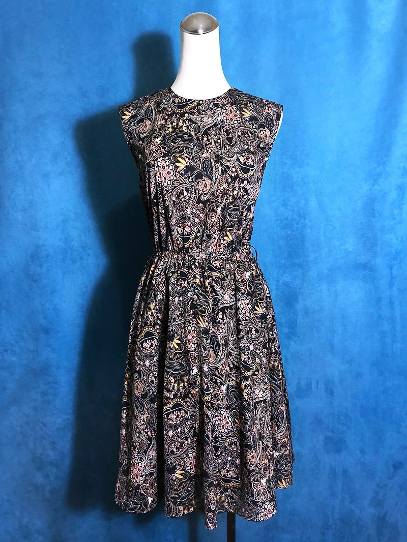 Flower Sleeveless Vintage Dress / Bring VINTAGE abroad - One Piece Dresses - Polyester Black