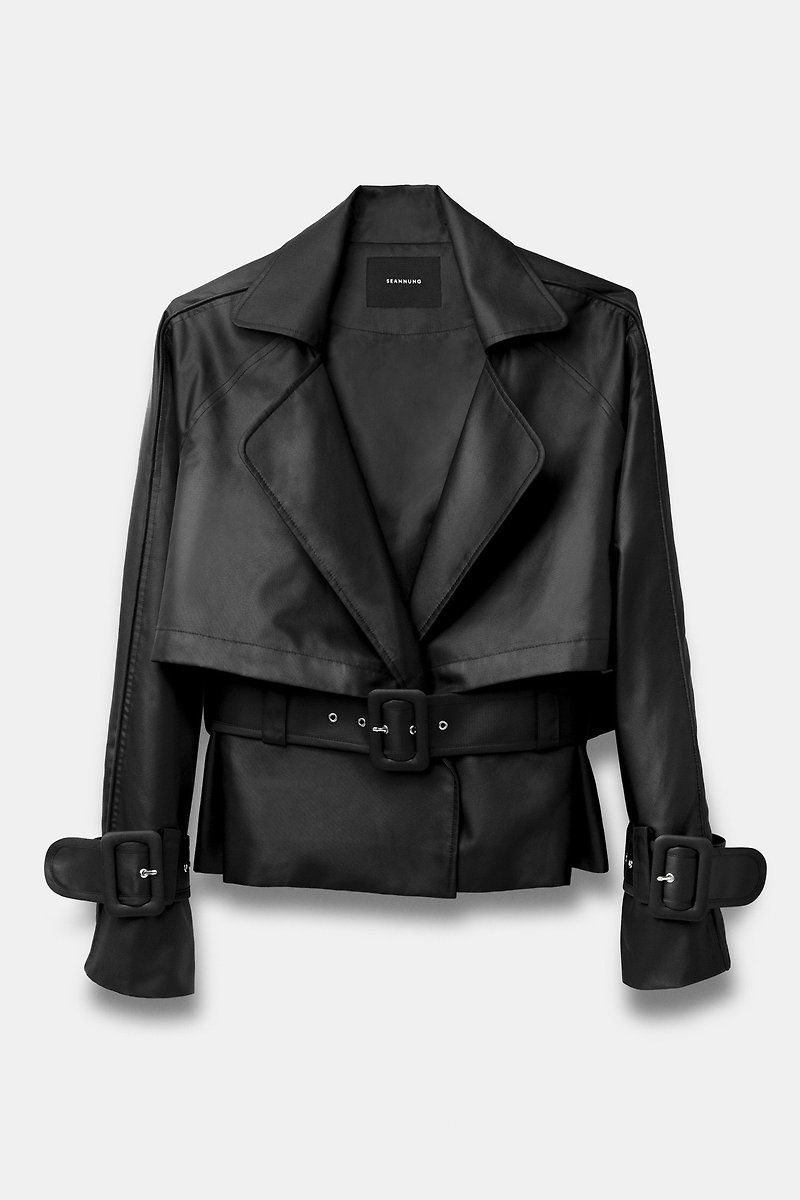 DOUBLE LAYERED BLAZER WITH BELT IN BLACK - เสื้อแจ็คเก็ต - ไนลอน สีดำ
