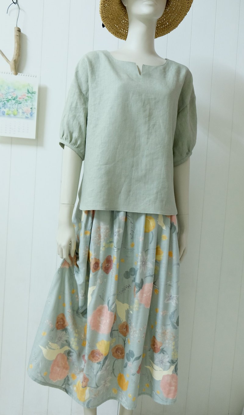 Spring and summer small fresh Japanese watercolor painter Ito Naomi cloth dreamy soft, fresh and soft long skirt - กระโปรง - ผ้าฝ้าย/ผ้าลินิน 