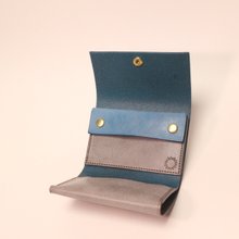 comet middle - スマートな二つ折り財布 - ショップ しぜんの