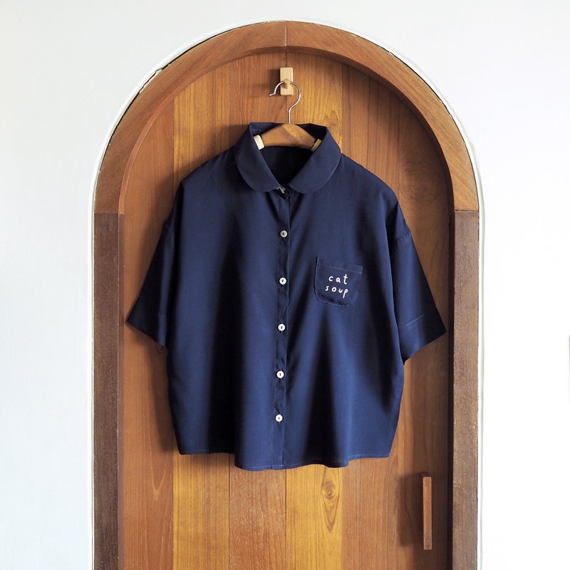 stretching cat button shirt : navy - 女襯衫 - 聚酯纖維 藍色