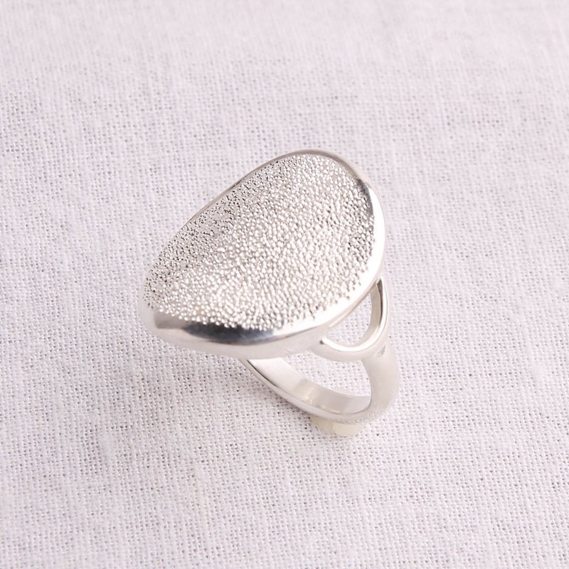 The Woman In The Desert-collection Ring-Silver - แหวนทั่วไป - เงินแท้ สีเงิน