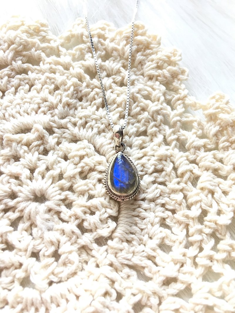 Labradorite 925 sterling silver drops simple striped necklace Nepal handmade silver - Necklaces - Gemstone Blue
